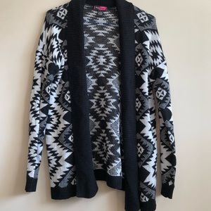 Patterned cardigan!